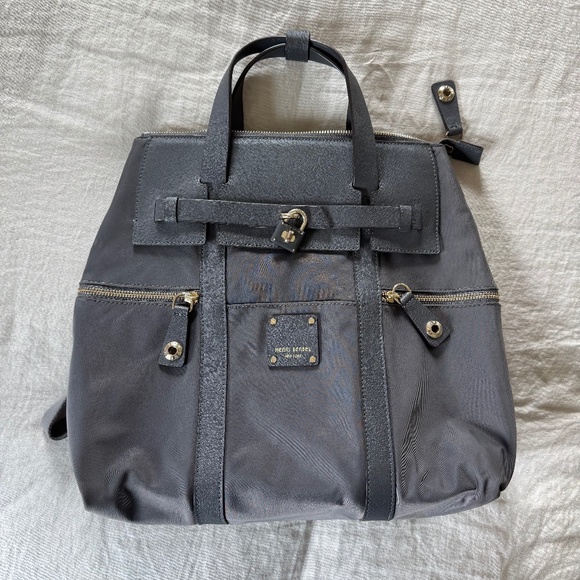 Henri Bendel Convertible Jetsetter Backpack Purse - Picture 1 of 7